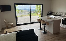 Appartement Avec Un Agreable Point De Vue Et Quartier Calme